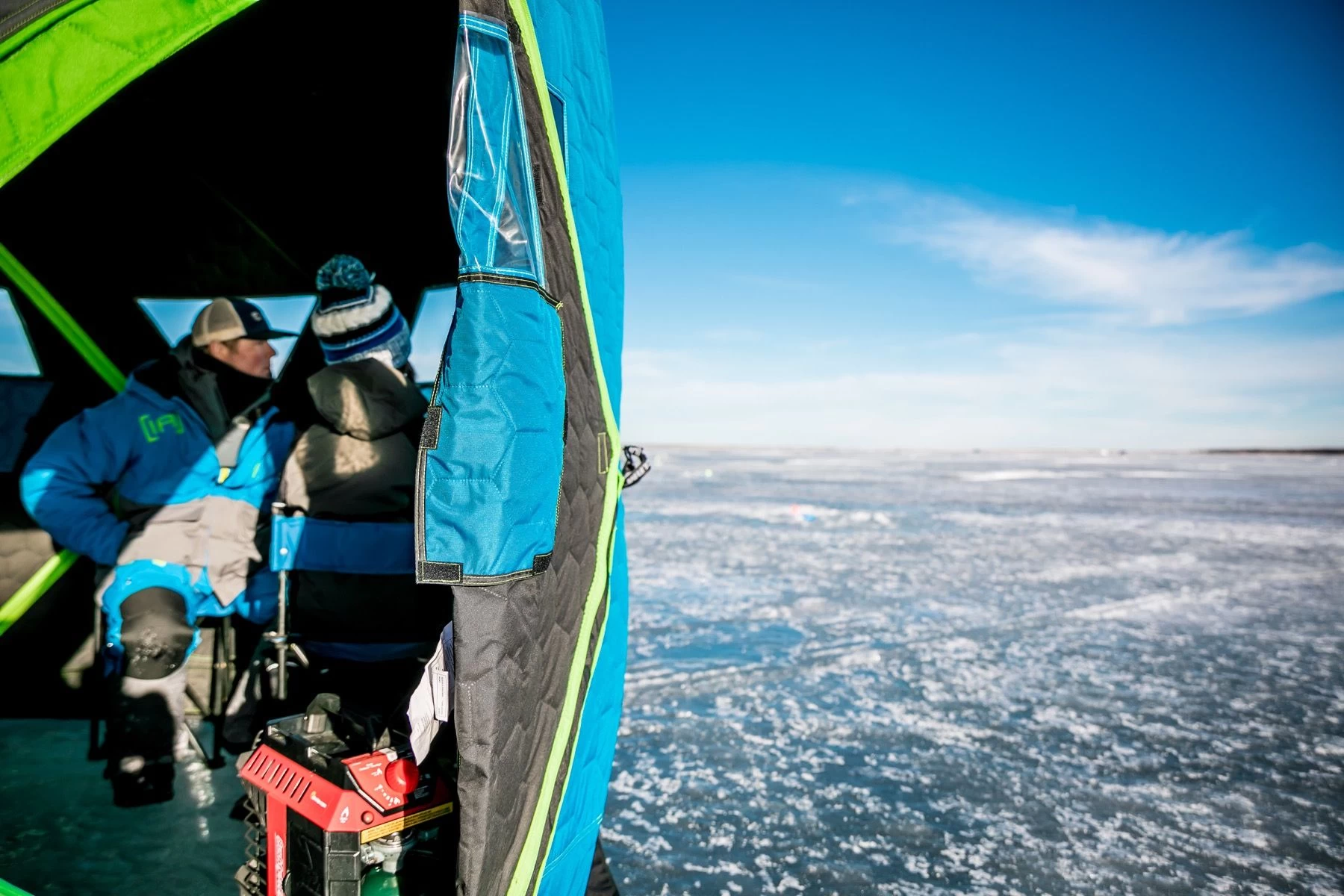 Clam X-500 Lookout Thermal Hub Shelter - Image 5
